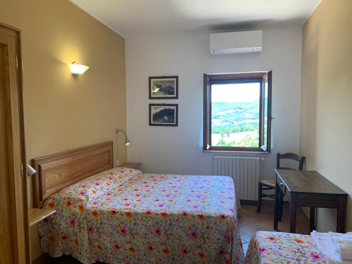 Agriturismo Il Castello Ασίζη Εξωτερικό φωτογραφία