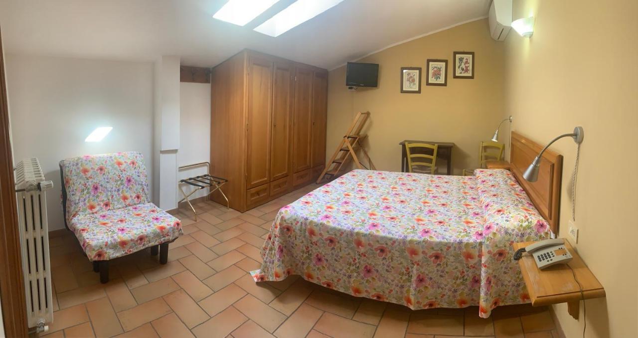 Agriturismo Il Castello Ασίζη Εξωτερικό φωτογραφία