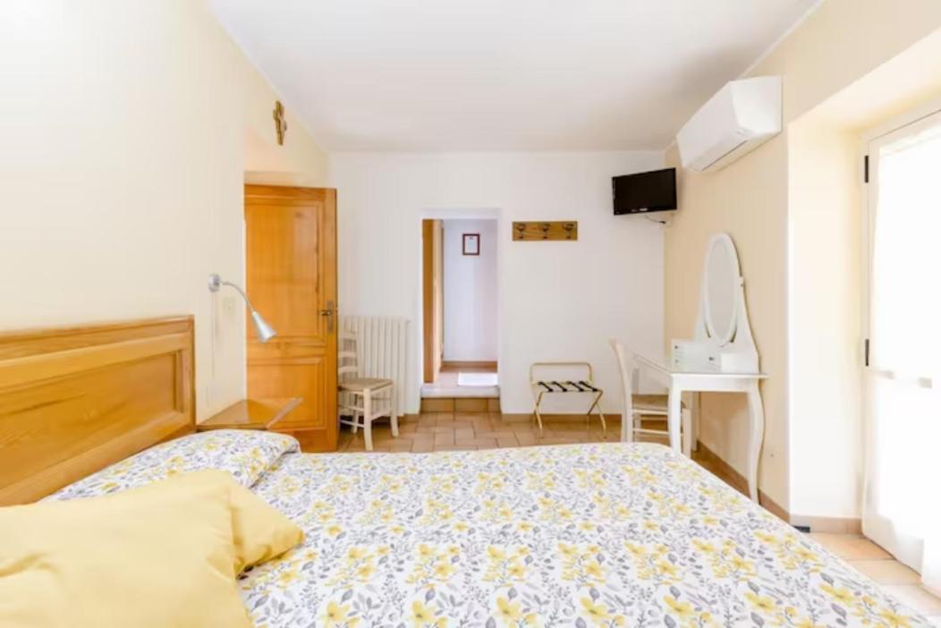 Agriturismo Il Castello Ασίζη Εξωτερικό φωτογραφία