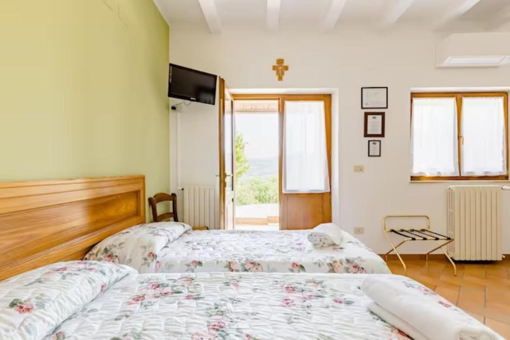 Agriturismo Il Castello Ασίζη Εξωτερικό φωτογραφία
