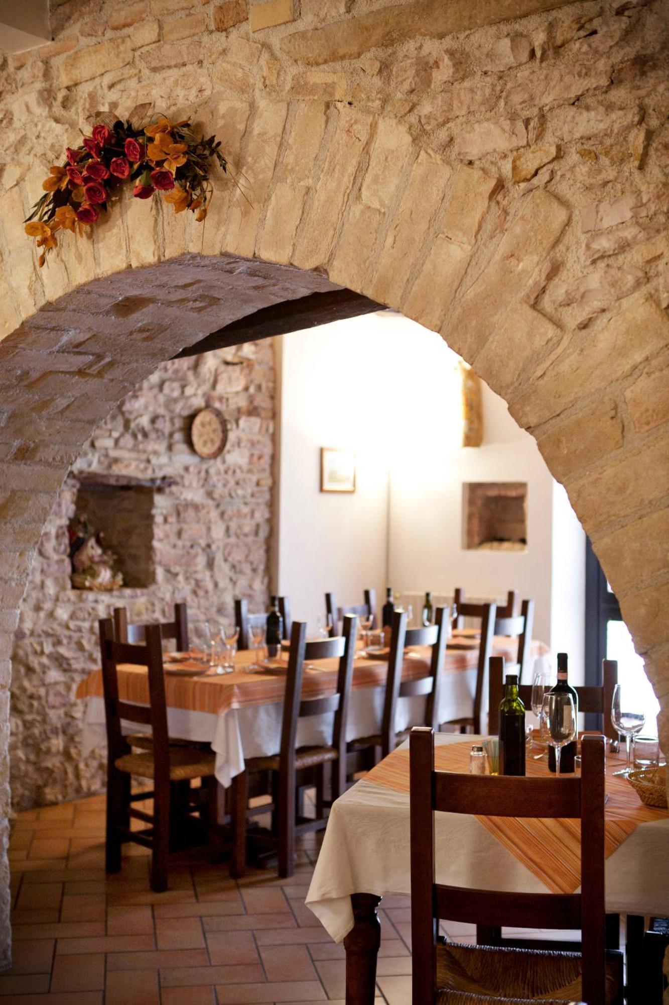 Agriturismo Il Castello Ασίζη Εξωτερικό φωτογραφία
