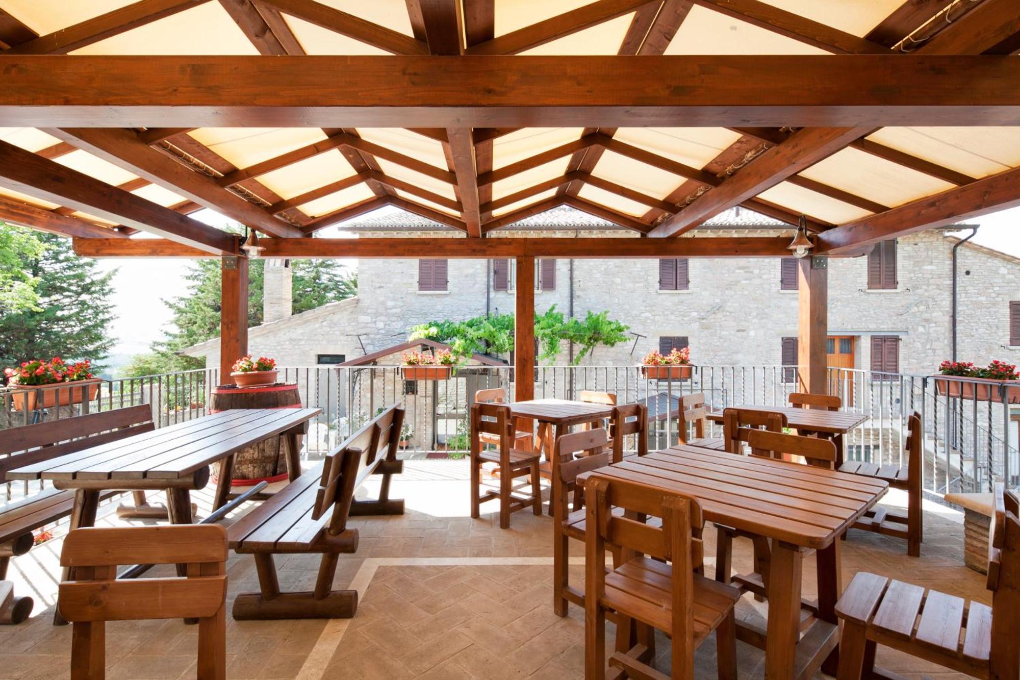 Agriturismo Il Castello Ασίζη Εξωτερικό φωτογραφία