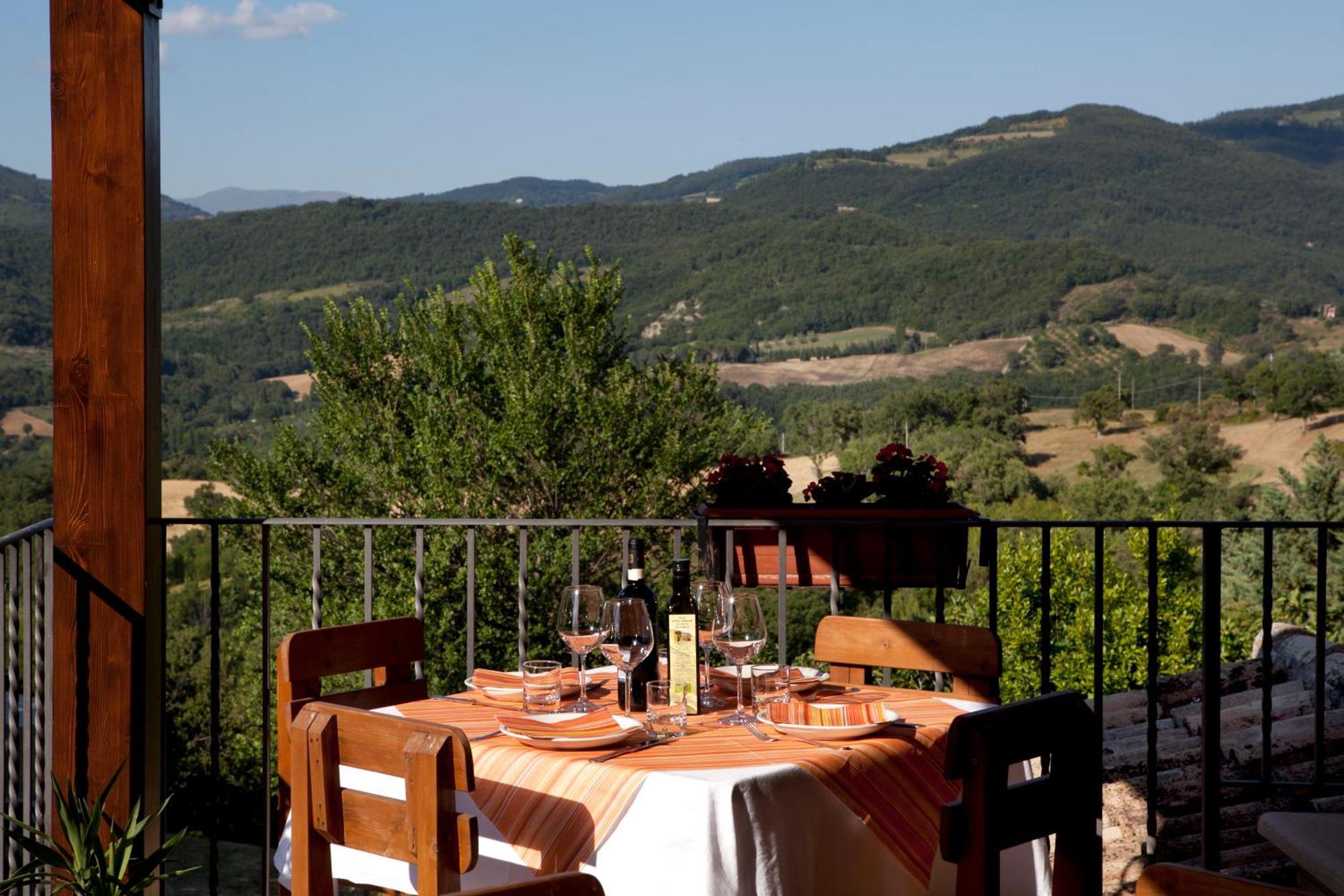 Agriturismo Il Castello Ασίζη Εξωτερικό φωτογραφία