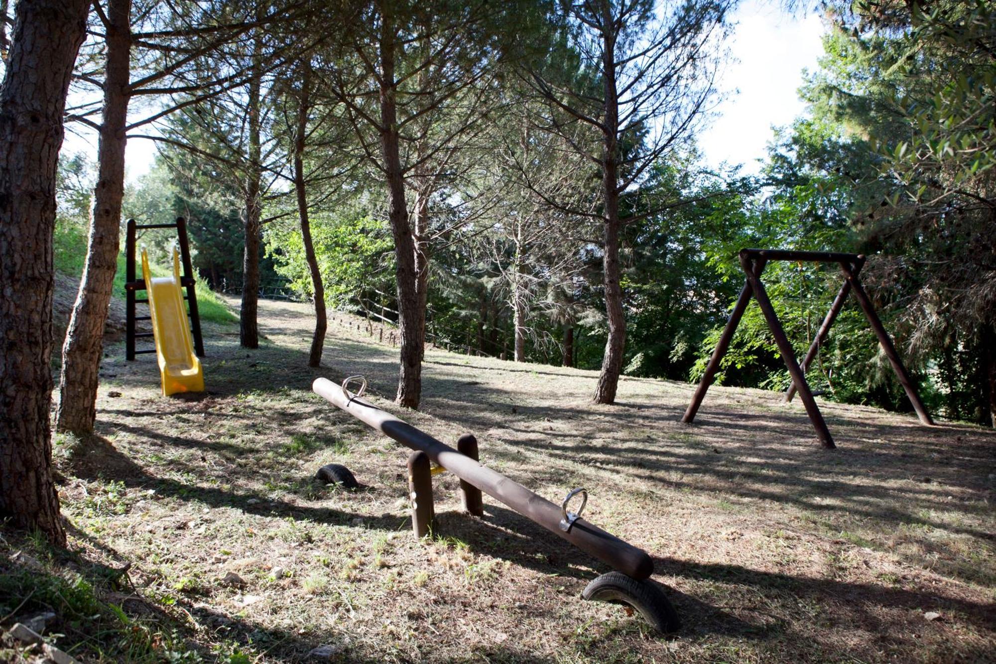 Agriturismo Il Castello Ασίζη Εξωτερικό φωτογραφία