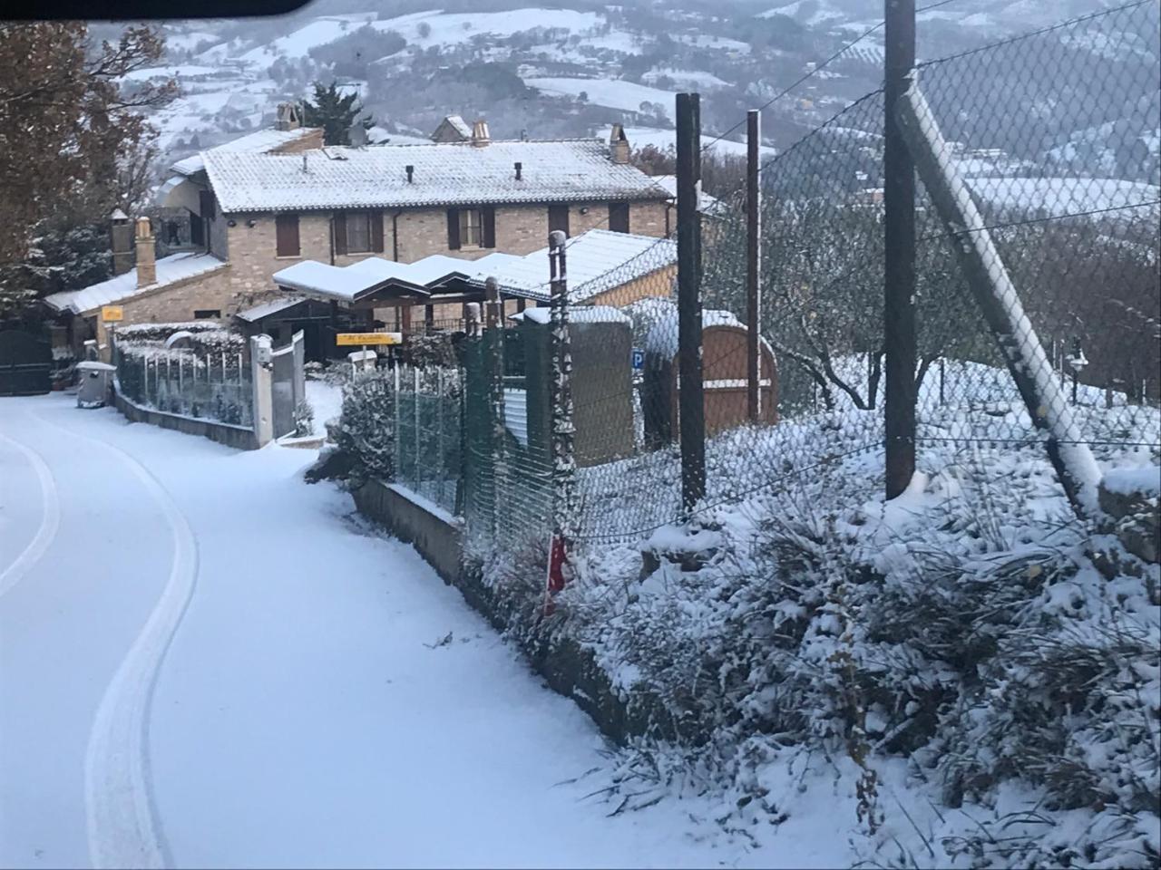 Agriturismo Il Castello Ασίζη Εξωτερικό φωτογραφία
